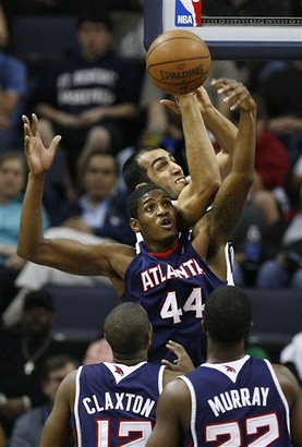 活塞新星坎 活塞新星坎