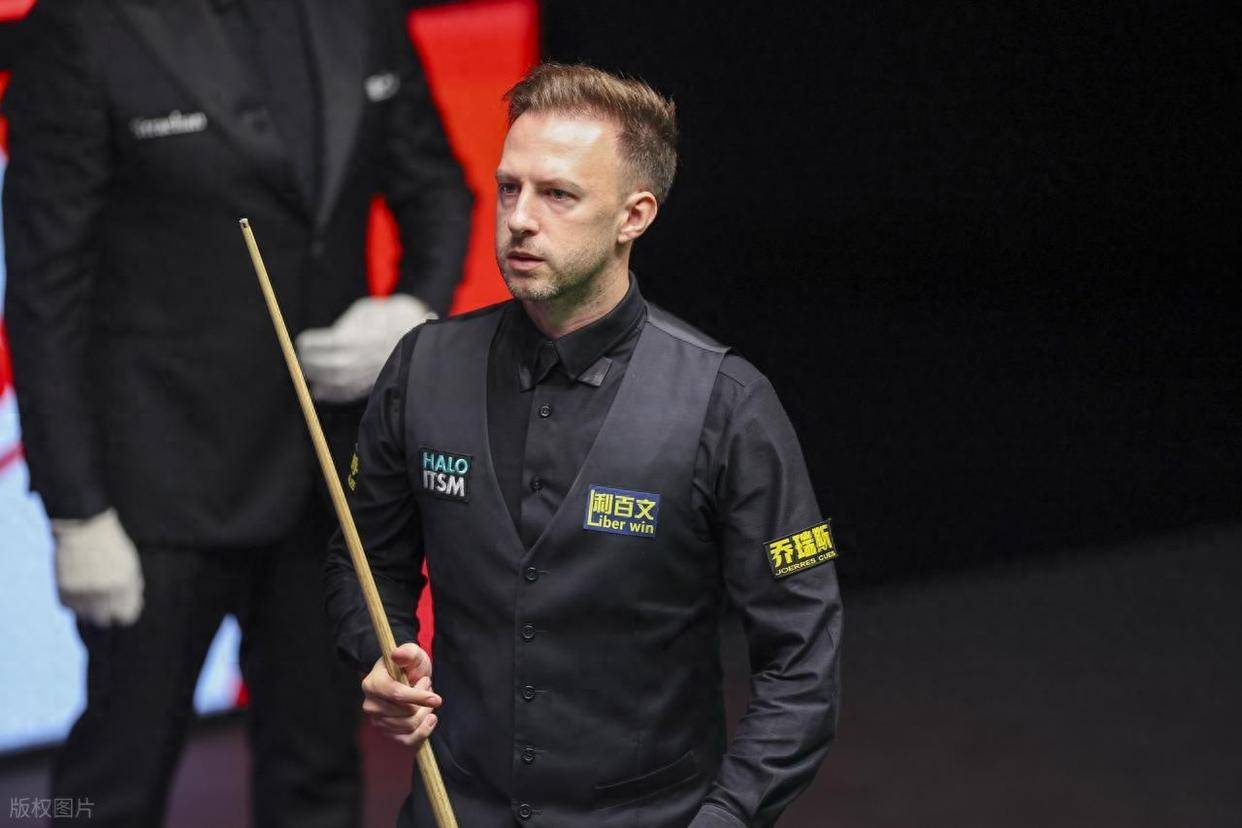 同时肩负起 同时肩负起