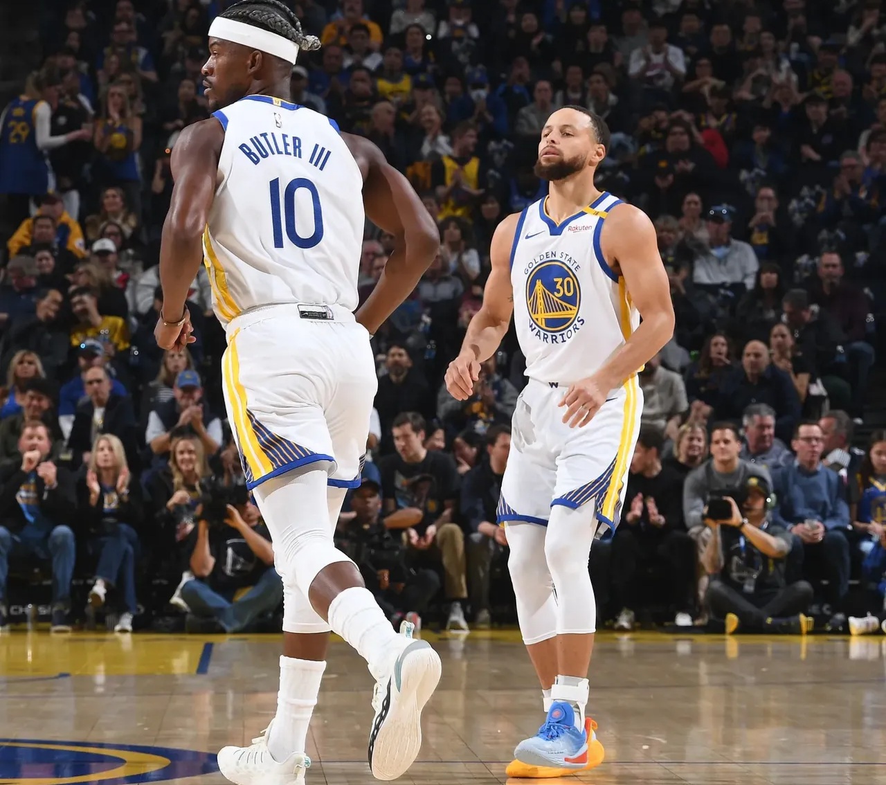 实则是两套 实则是两套