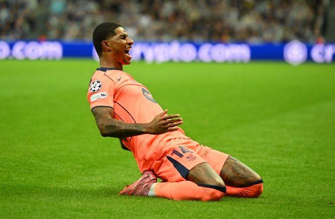 4583